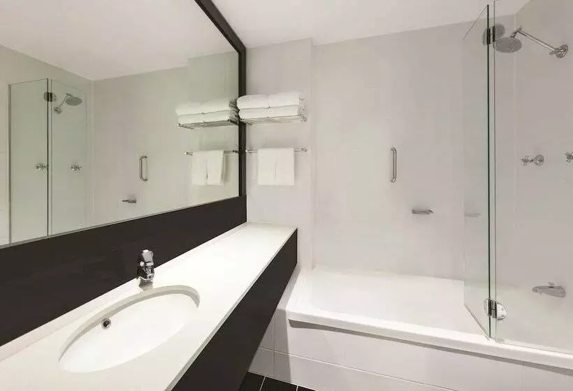 اتاق استاندارد سه نفره, Vibe Hotel Gold Coast