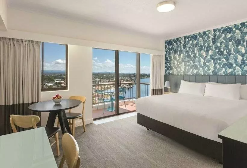 اتاق کلاب, Vibe Hotel Gold Coast