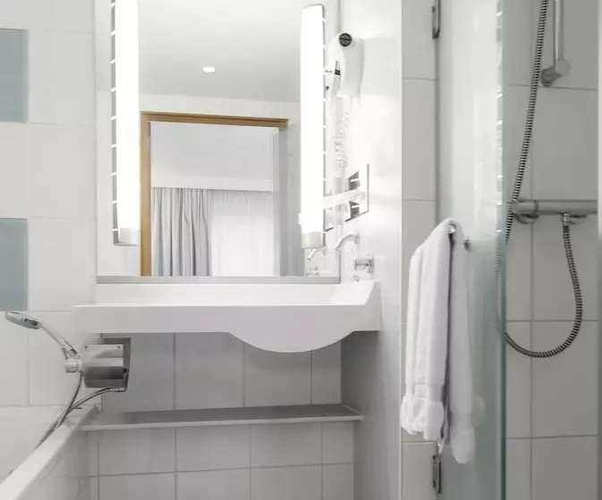 اتاق سوپریور, Novotel Brussels Airport