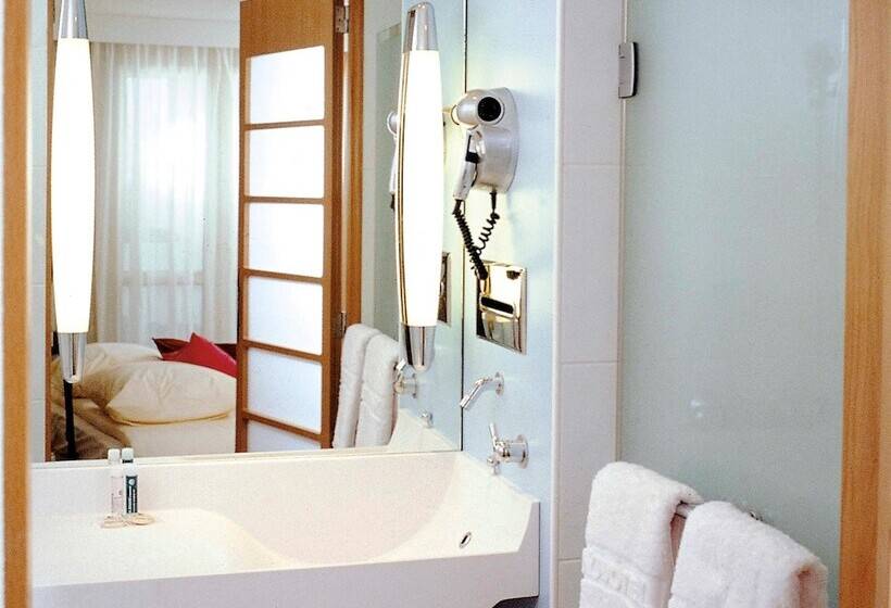 غرفة سوبيريور, Novotel Brussels Airport