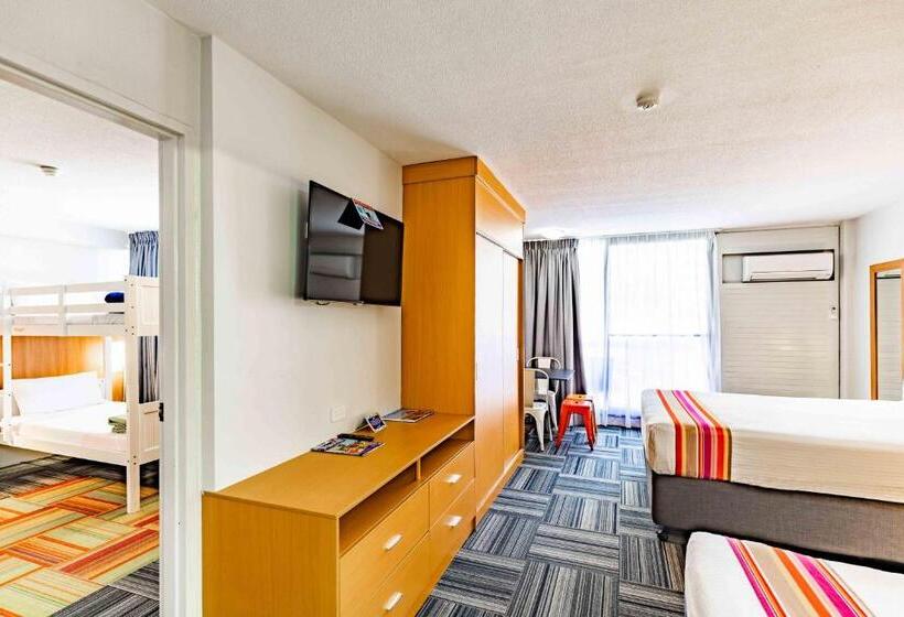 Семейный Номер, Paradise Resort Gold Coast