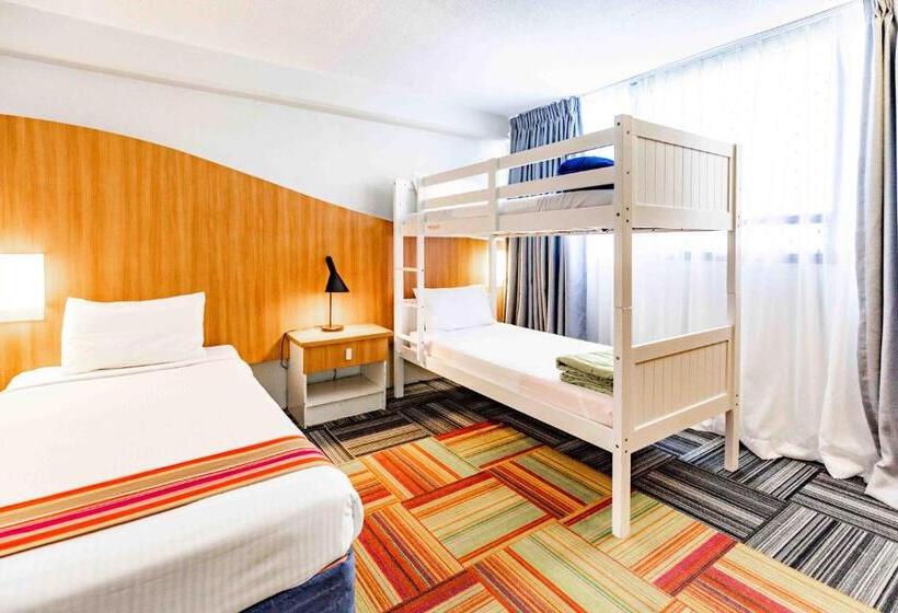 Семейный Номер, Paradise Resort Gold Coast