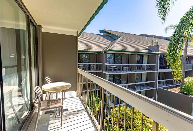 Номер Стандарт Смежный, Paradise Resort Gold Coast