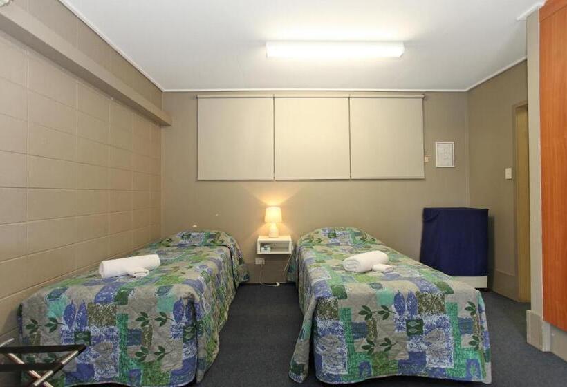 Семейный Номер, Tandara Hotel Motel