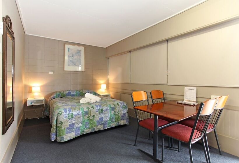 Семейный Номер, Tandara Hotel Motel