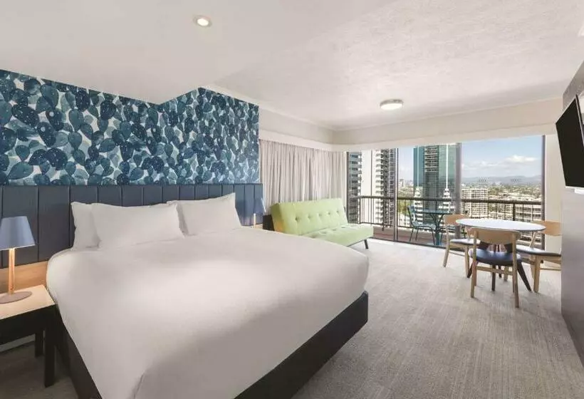 استودیوی لوکس, Vibe Hotel Gold Coast