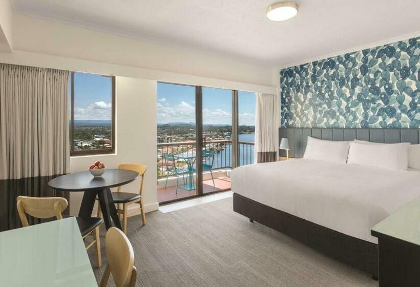 اتاق کلاب, Vibe Hotel Gold Coast