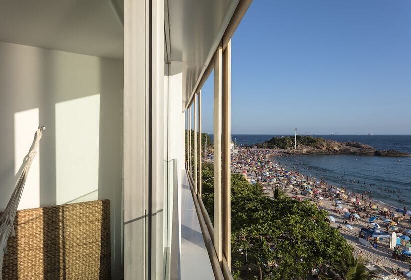 غرفة قياسية مطلّة علي البحر, Arpoador