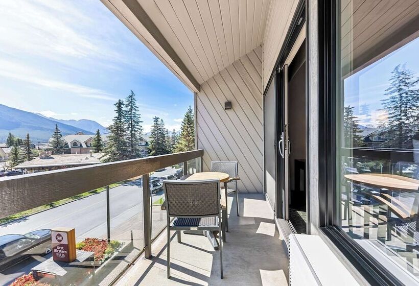 Номер Стандарт 2 Двуспальные Кровати, Best Western Plus Banff International Lodge