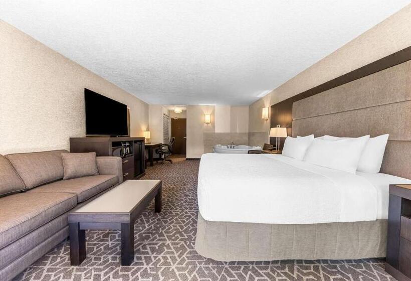 キングサイズベッドのスイートルーム, Best Western Plus Banff International Lodge