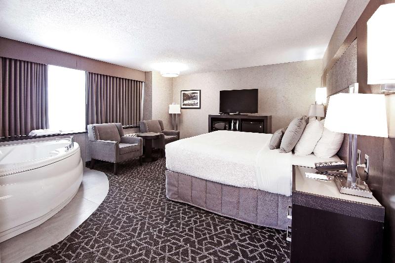 سوئیت با تخت بزرگ, Best Western Plus Banff International Lodge
