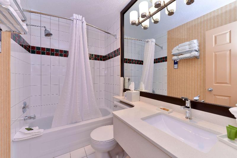 חדר סטנדרט עם מיטת קינג, Best Western Plus Regency Inn And Conference Centre