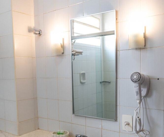 스탠다드 룸, Black Stream