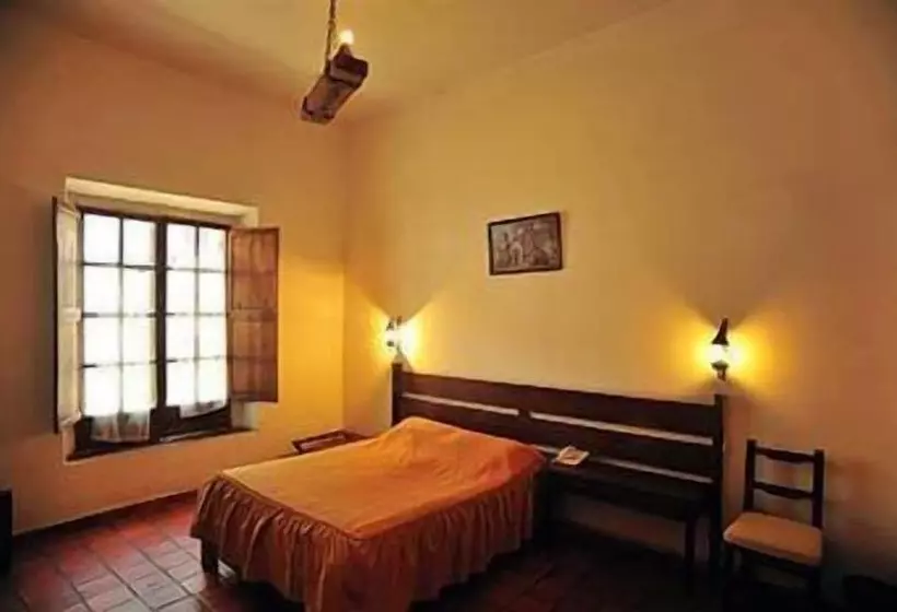 Standard Kolmen Hengen Huone, Cruz Popayan Sucre
