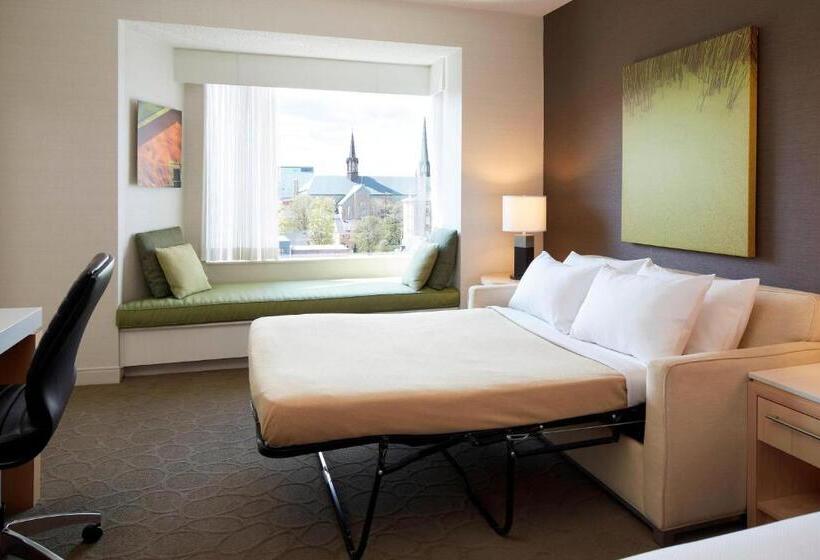 Standard Room King Size Bed, Delta Hotels By Marriott Prince Edward
