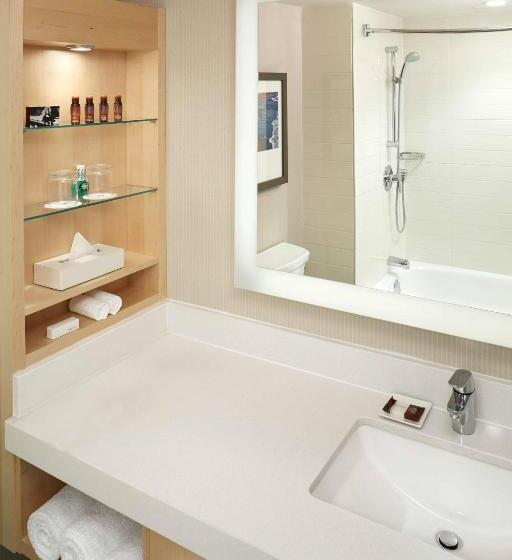 シングルデラックスルーム, Delta Hotels By Marriott Prince Edward