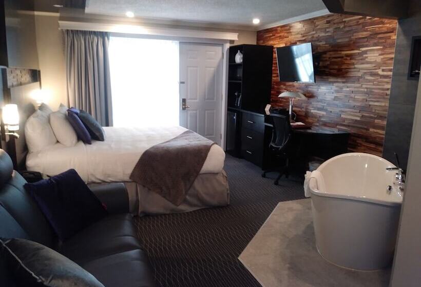 جناح جونيور, Des Eskers