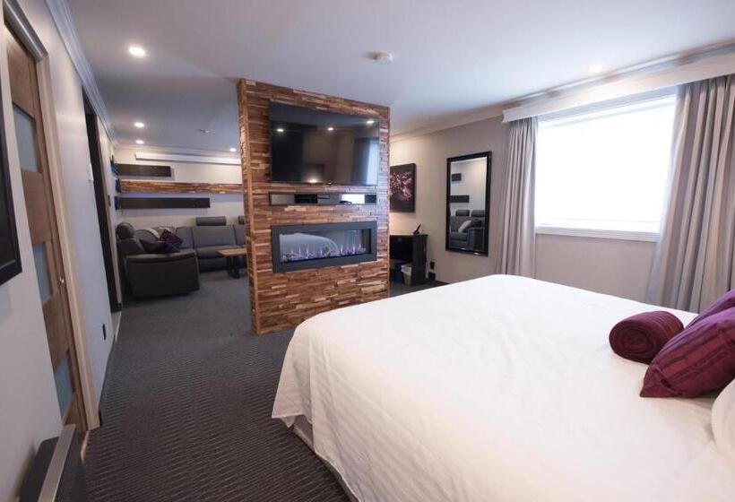 جناح رئاسى, Des Eskers