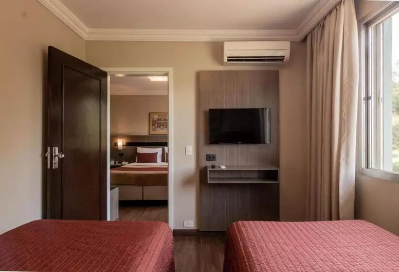 Chambre Familiale Supérieure, Deville Express Cascavel