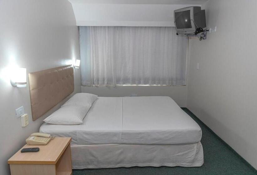 Номер Economy, Doral Apucarana