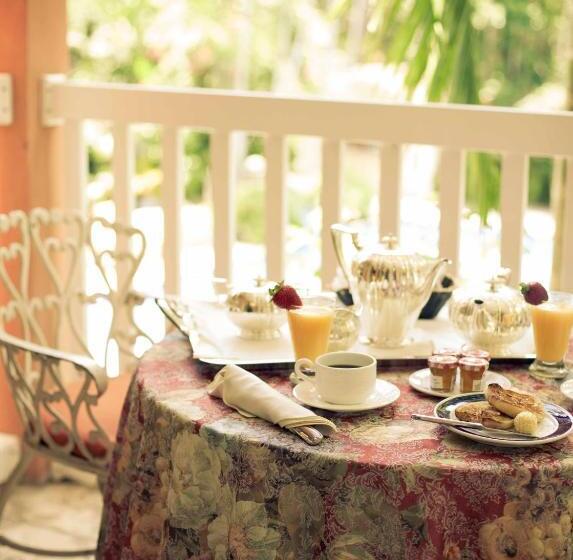 سوییت, Graycliff