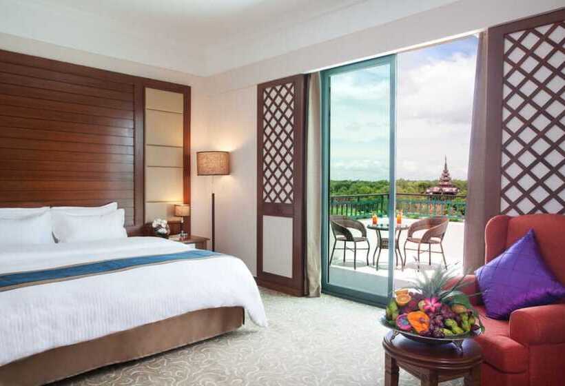 اتاق اجرایی با مشاهده, Hilton Mandalay