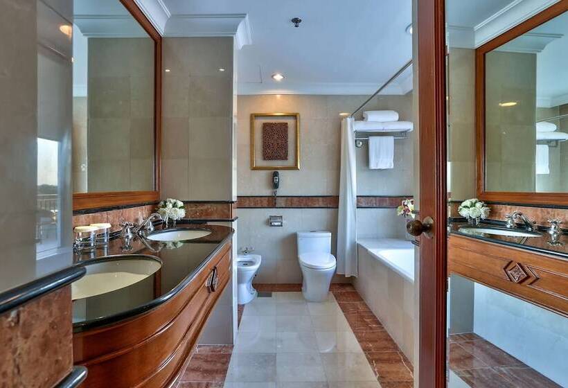 سوییت, Hilton Mandalay