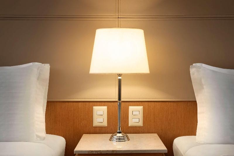 اتاق استاندارد با چشم‌انداز دریا, Hilton Copacabana Rio De Janeiro