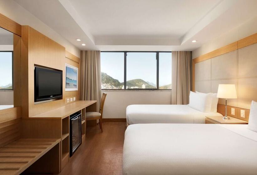 اتاق استاندارد با چشم‌انداز دریا, Hilton Copacabana Rio De Janeiro