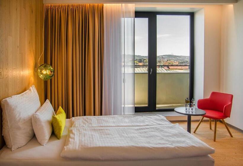Quarto Estandar com Sacada, Passage