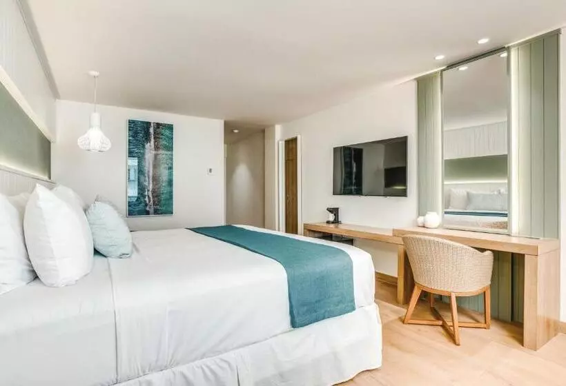 キングサイズベッドのデラックスルーム, Fort George Hotel And Spa