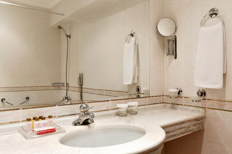 스탠다드 룸, Ramada By Wyndham Plovdiv Trimontium