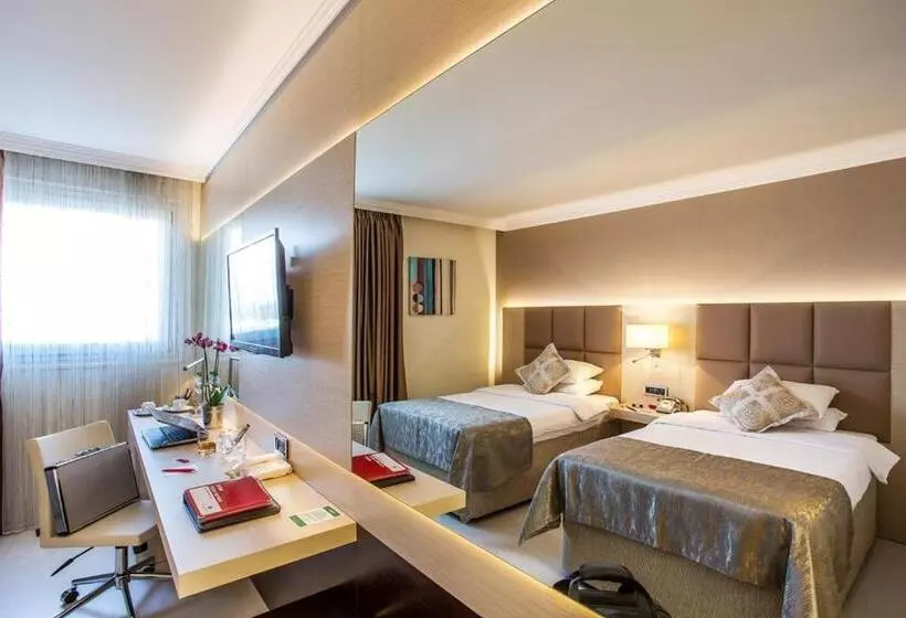 Business-Zimmer, Ramada By Wyndham Sofia City Center