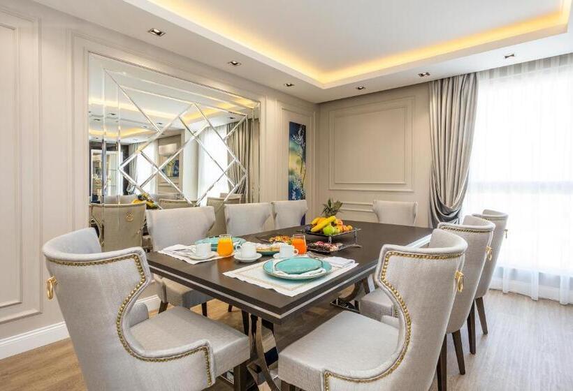 Президентский Люкс, Ramada By Wyndham Sofia City Center
