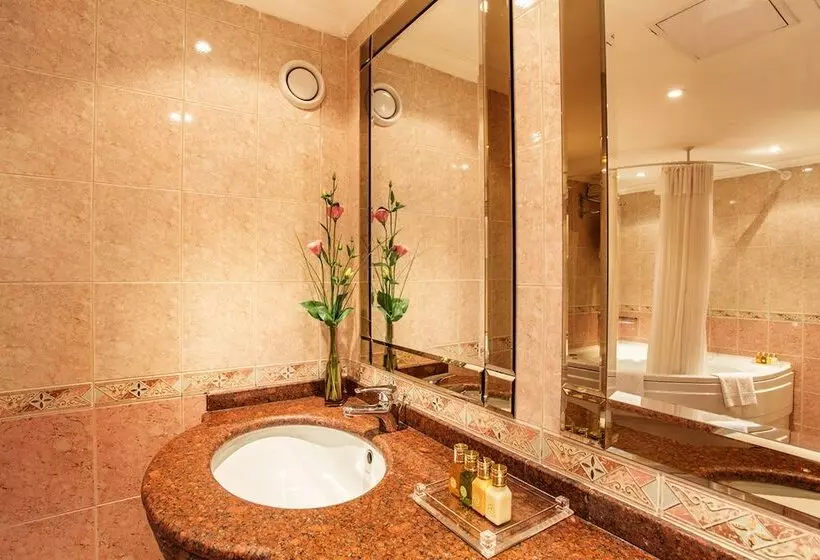 Suite, Ramada By Wyndham Sofia City Center
