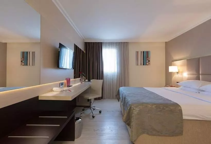 Business-Zimmer, Ramada By Wyndham Sofia City Center