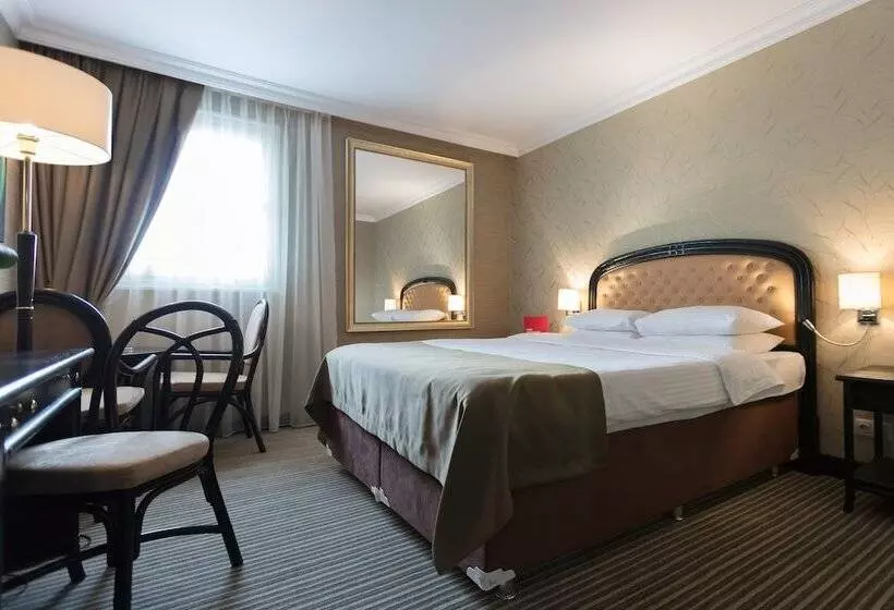 Business-Zimmer, Ramada By Wyndham Sofia City Center