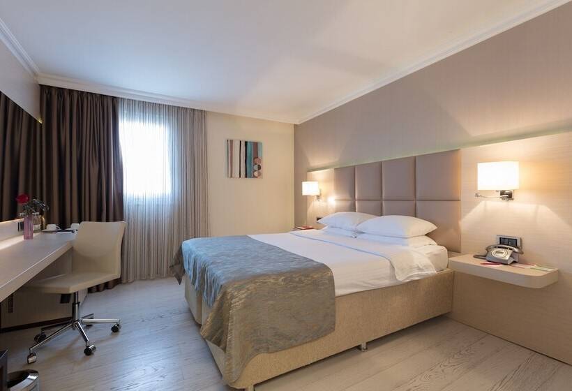 غرفة بيزنس, Ramada By Wyndham Sofia City Center