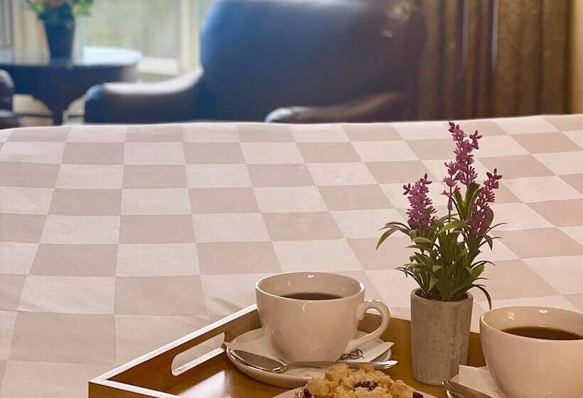 جناح ذو إطلالة, The Rimrock Resort Hotel Banff