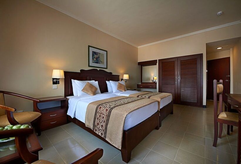 Номер Стандарт Вид на Море, Berjaya Hotel Colombo