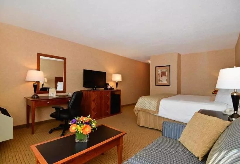 キングサイズベッドのエクゼクティブルーム, Best Western Plus Langley Inn