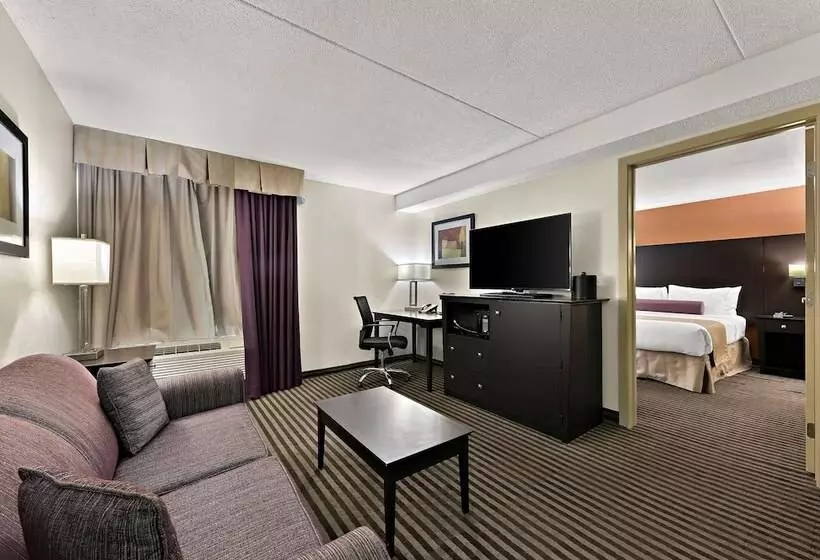 スイート, Best Western Plus Toronto North York Hotel & Suites