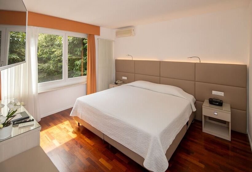 סוויטה משפחתית, Campione