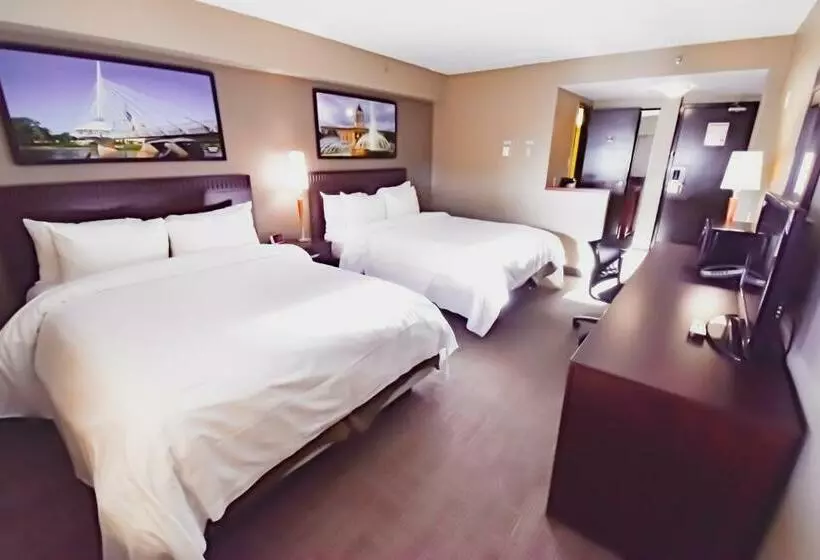 اتاق استاندارد, Canad Inns Destination Centre Polo Park