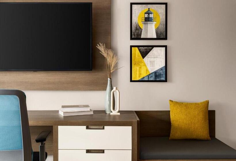 장애인을 위한 킹사이즈 침대 스탠다드 룸, Crowne Plaza Saint John Harbour View, An Ihg