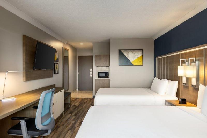 스탠다드 룸 퀸사이즈 침대, Crowne Plaza Saint John Harbour View, An Ihg