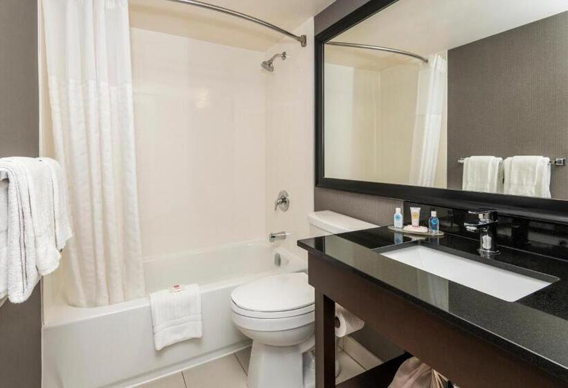 Номер Стандарт Трехместный, Comfort Inn