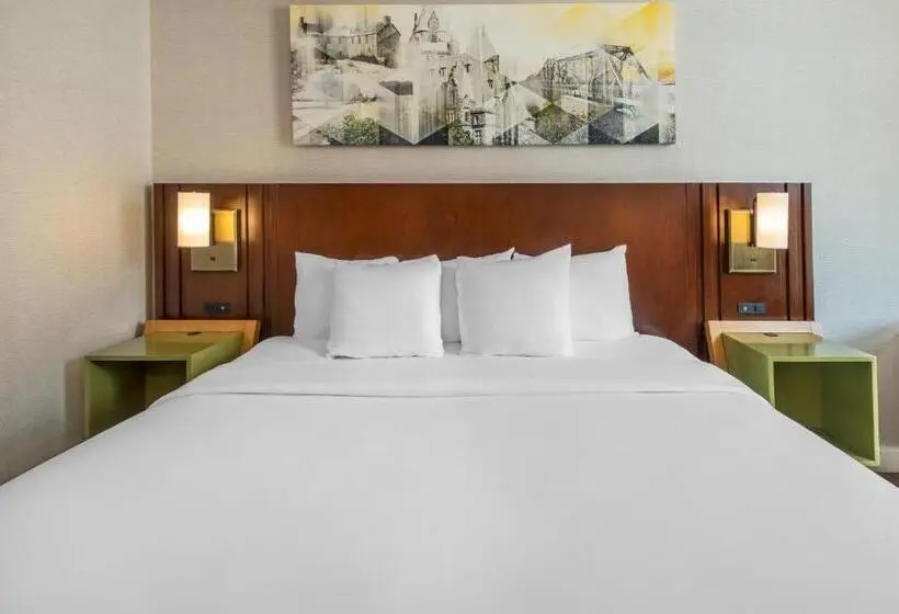 １階のスタンダードルーム, Comfort Inn Newmarket