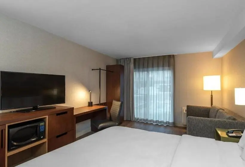 １階のスタンダードルーム, Comfort Inn Newmarket