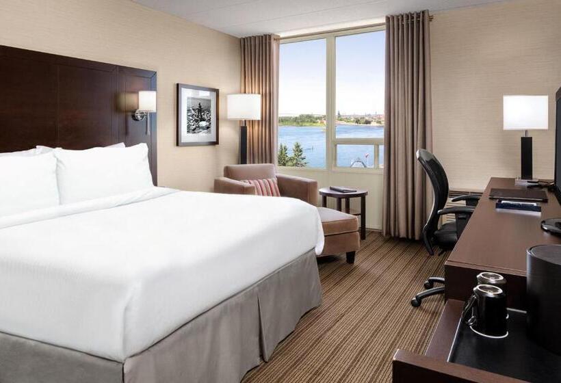 Номер Премиум, Delta Hotels By Marriott Sault Ste. Marie Waterfront